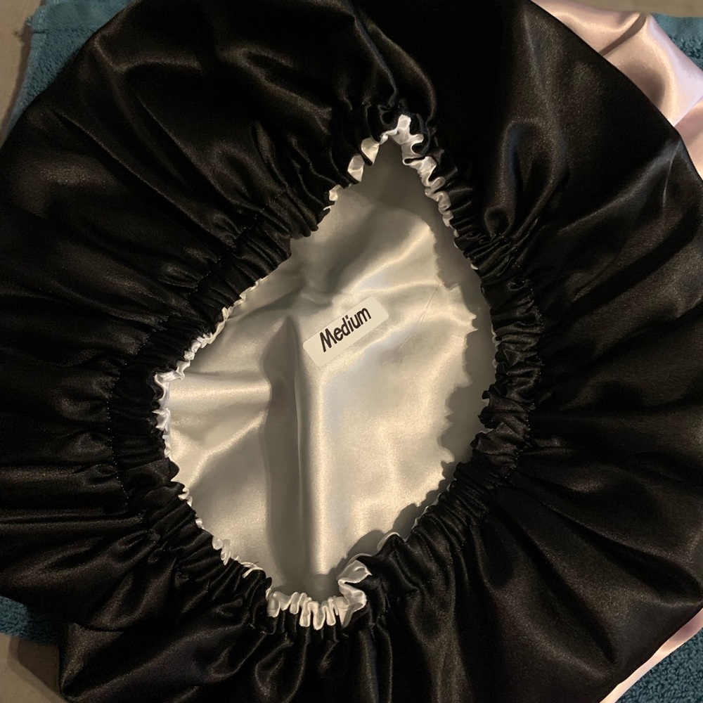 Bonnet - Picture 8 of 16